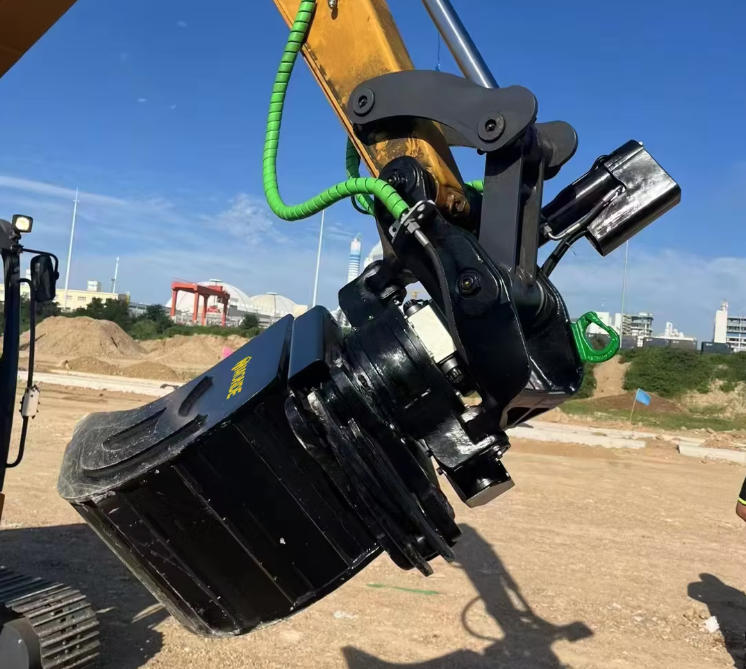 Rotary Tilt Quick Coupler - Image 3